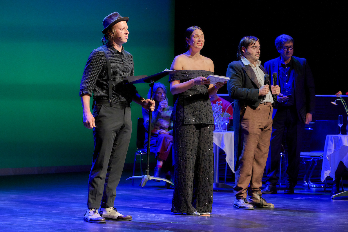 Moderation Laura Chaignat, Théâtre circulaire